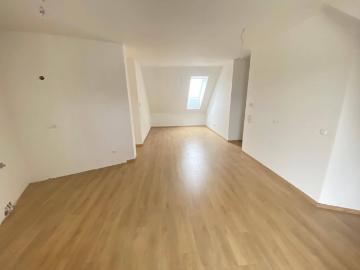 RÜSTORF/SCHWANENSTADT HELLE KLIMATISIERTE DACHGESCHOSSWOHNUNG GROSSER BALKON