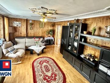 Urokliwy dom 200 m2 z garażem i stodołą w Ruszczy