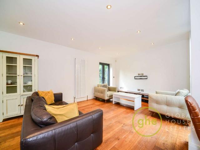 Rushgrove Mews, Woolwich, London SE18, 3 bed town house to rent, £3,249 pcm | PrimeLocation