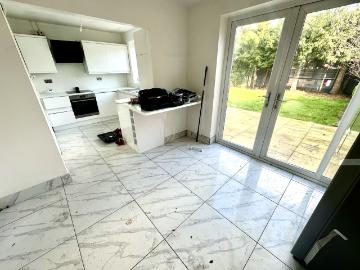 Rushdene Close,UB5