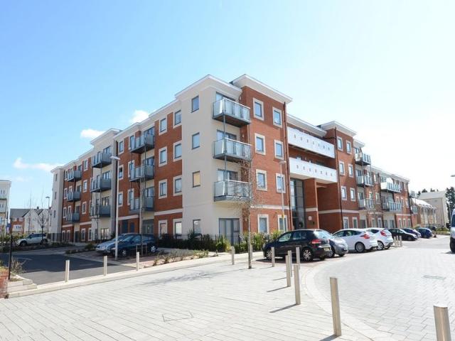 Rushley Way, Reading, Berkshire RG2, 2 bed flat to rent, £1,550 pcm | PrimeLocation