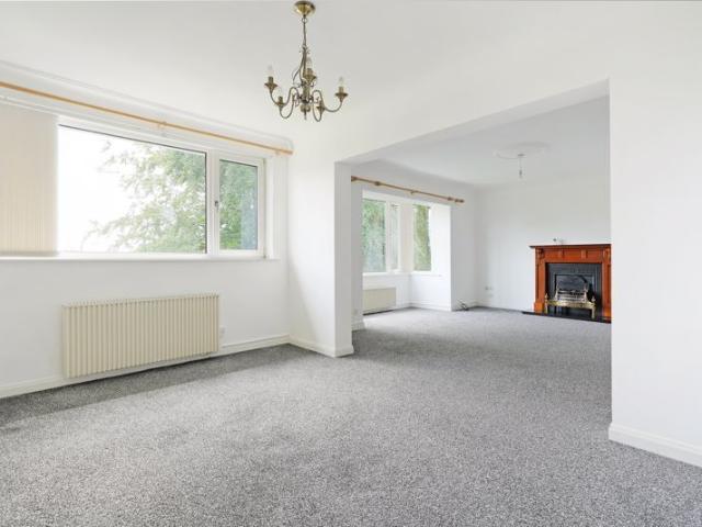 Rushleigh Court, Dore Road S17, 2 bed flat to rent, £1,300 pcm | PrimeLocation