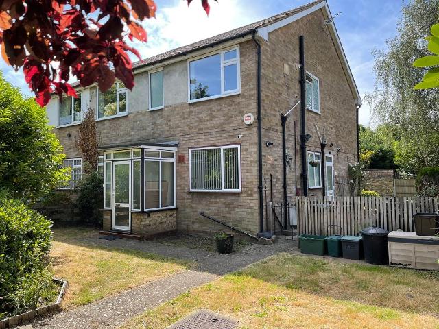 Rushmore Close, Bickley, Bromley BR1, 2 bed maisonette to rent, £1,550 pcm | PrimeLocation