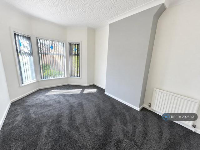 Ruskin Road, Crewe, CW2 4 bed terraced house to rent £1,095 pcm £253 pw