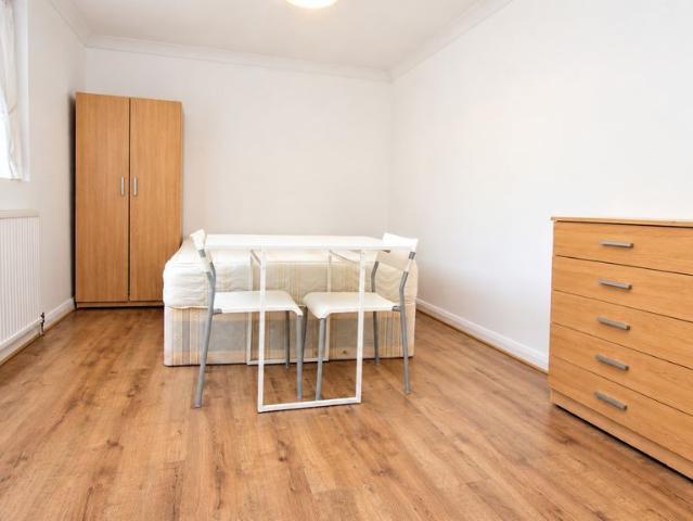 Ruskin Road, London N17, Studio to rent, £1,150 pcm | PrimeLocation