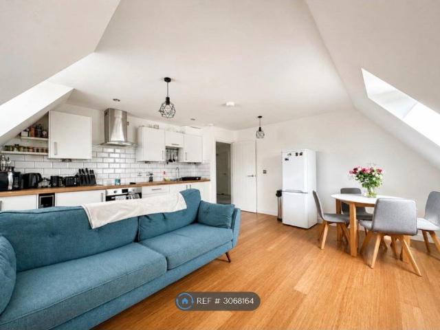 None, 2 bed flat to rent, £254 | PrimeLocation