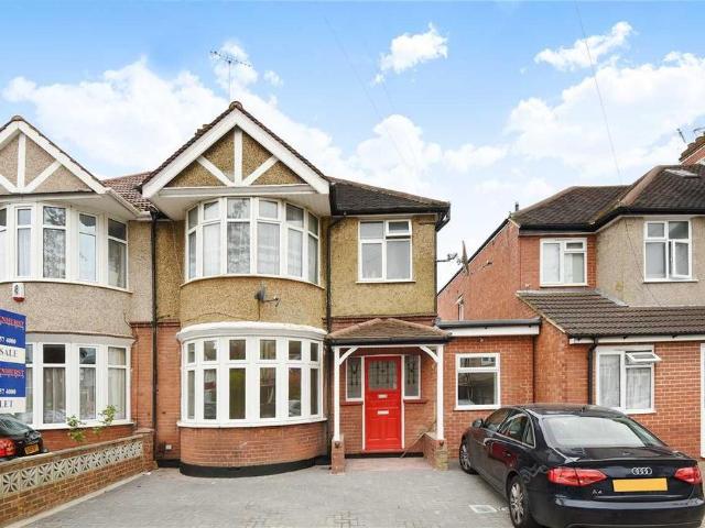 Rusland Park Road, London, HA1 1UR, United Kingdom | 3 bed apartment for rent #132991621 | Rentberry