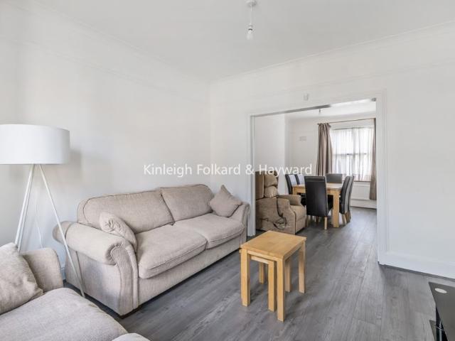 Russell Avenue, London, N22