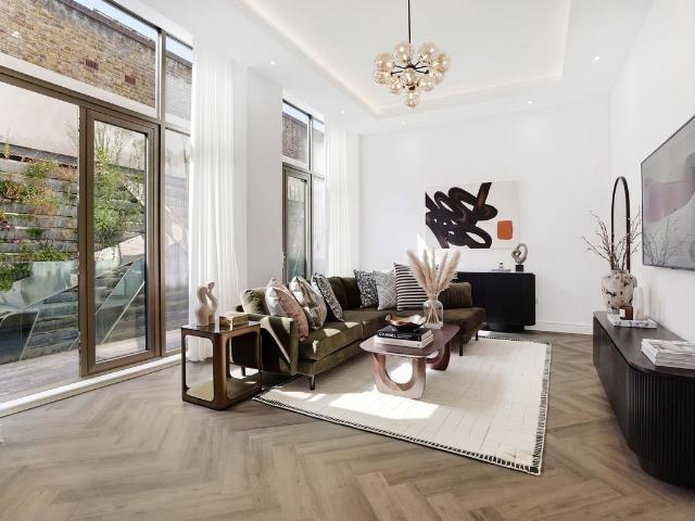 Russell Gardens, London W14, 4 bed flat to rent, £9,533 pcm | PrimeLocation