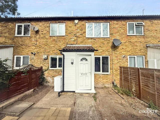Russell Gardens, Sipson, West Drayton UB7, 1 bed terraced house to rent, £1,350 pcm | PrimeLocation