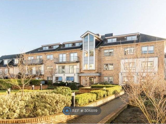 Russell House, Croydon CR0, 1 bed flat to rent, £1,350 pcm | PrimeLocation