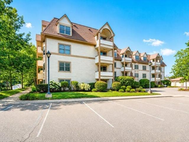 Russell Rd Unit,wellesley, Condo For Sale
