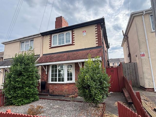 Russell Road, Bilston WV14, 2 bed property to rent, £1,025 pcm | PrimeLocation