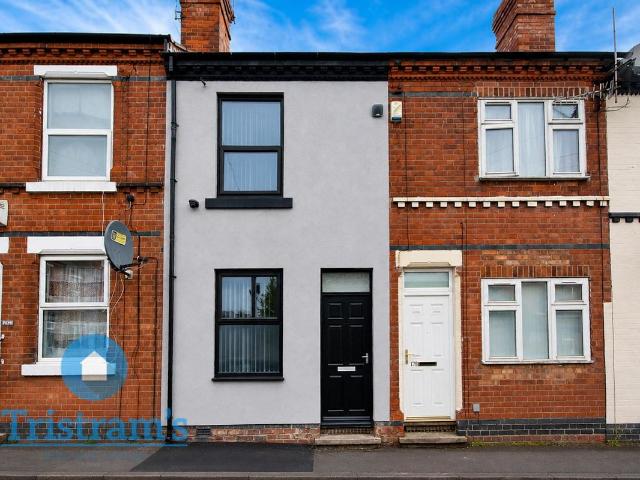 Russell Road, Forest Fields NG7, 2 bed terraced house to rent, £1,300 pcm | PrimeLocation