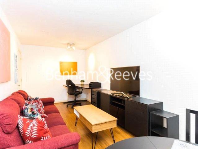 Russell Road, Lodnon, W14 1 bed apartment to rent £2,383 pcm £550 pw