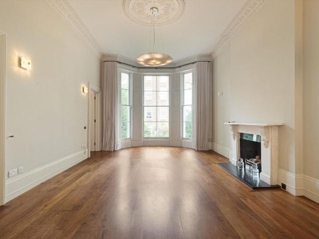 Russell Road, London W14 4 bed flat to rent, £16,900 pcm | PrimeLocation