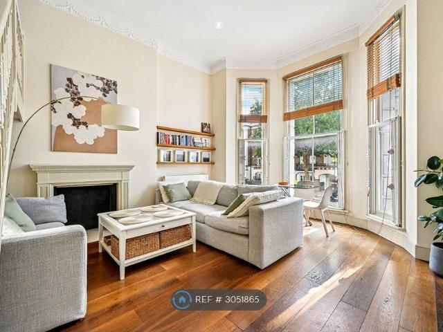 Russell Road, London W14, 2 bed flat to rent, £3,300 pcm | PrimeLocation