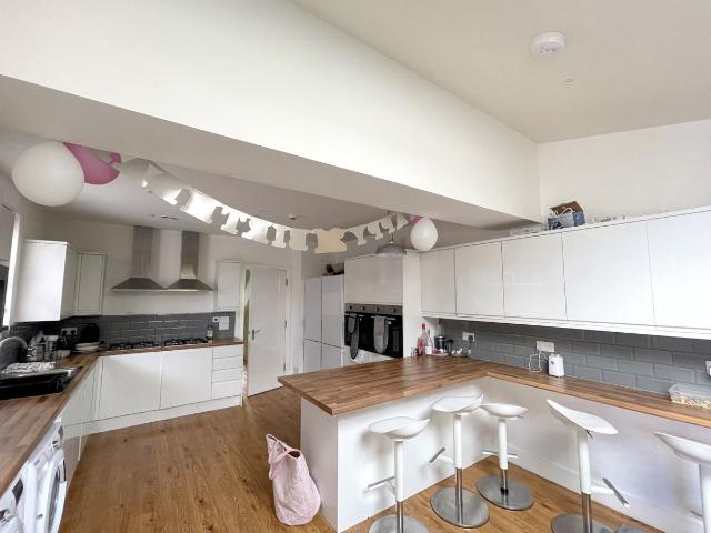 Russell Road, Mossley Hill, Liverpool L18, 7 bed shared accommodation to rent, £4,550 pcm | PrimeLocation