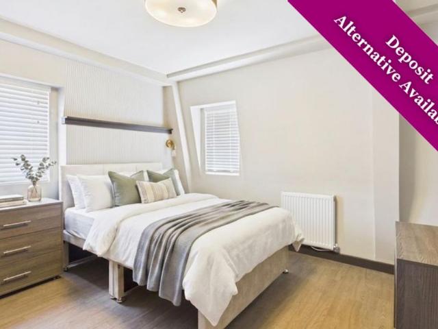 Russell Street, Gloucester GL1 1 bed in a house share to rent £900 pcm £208 pw