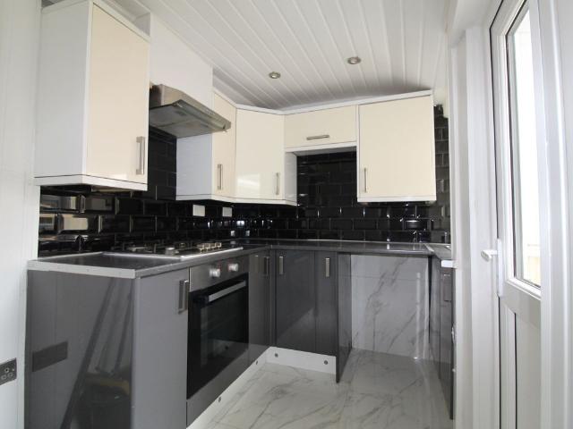 Russell Terrace, Padiham, Burnley BB12, 2 bed terraced house to rent, £695 pcm | PrimeLocation
