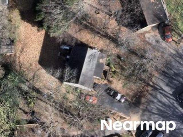 Russell Way Ln