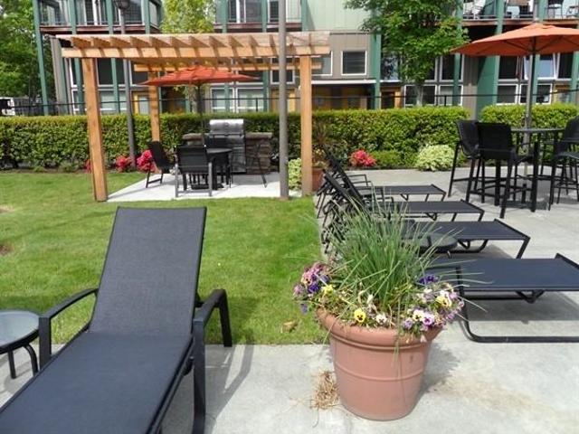 Russellville Commons Apartments 1 Bedroom Apartment for Rent at 10320 Se Pine St, Portland, OR 97216 Hazelwood