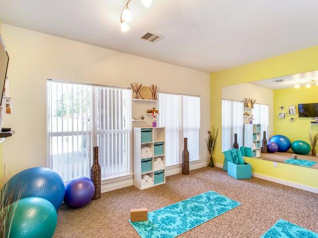 Russellville Commons Apartments 2 Bedroom Apartment for Rent at 10320 Se Pine St, Portland, OR 97216 Hazelwood