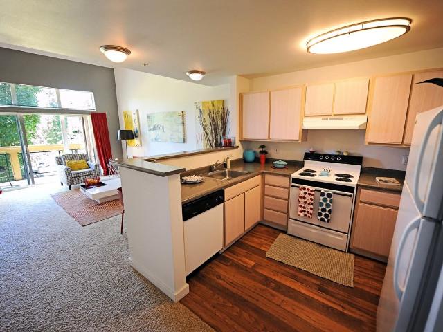 Russellville Commons Apartments 2 Bedroom Apartment for Rent at 10320 Se Pine St, Portland, OR 97216 Hazelwood