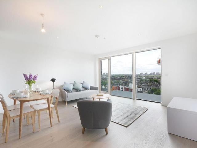 Rutherford Heights, Elephant and. 1 bed flat to rent £4,250 pcm £981 pw