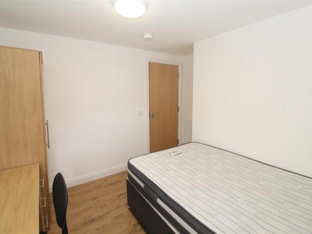 Ruthin Gardens, Cardiff CF24 1 bed house to rent £565 pcm £130 pw