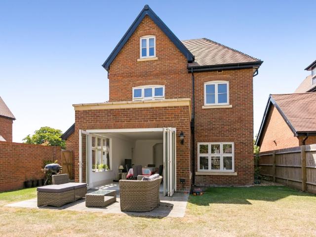 Rutland Close, Taplow, Maidenhead SL6, 4 bed detached house to rent, £4,500 pcm | PrimeLocation