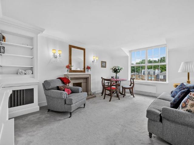 Rutland Gate, Knightsbridge, London, SW7 1 bed terraced house to rent £3,850 pcm £888 pw