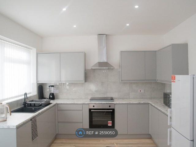Rutland St, Manchester M35, 2 bed terraced house to rent, £1,250 pcm | PrimeLocation