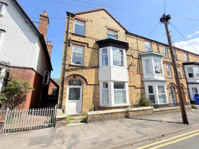 Rutland Street, Filey 2 bed flat to rent £650 pcm £150 pw