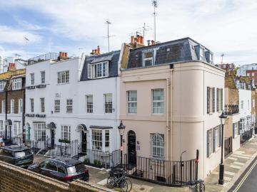 Rutland Street, Knightsbridge. 3 bed terraced house to rent £6,717 pcm £1,550 pw