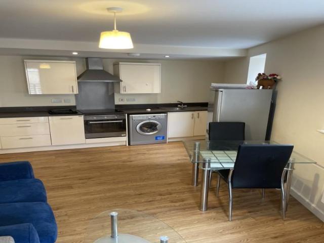 RUTLAND STREET, LEICESTER 2 bed apartment to rent £925 pcm £213 pw