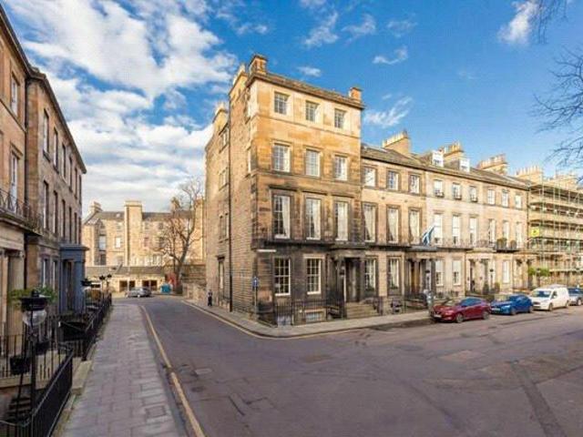 Rutland Square, City of Edinburgh, EH2 4SD, United Kingdom | 2 bed apartment for rent #138595133 | Rentberry