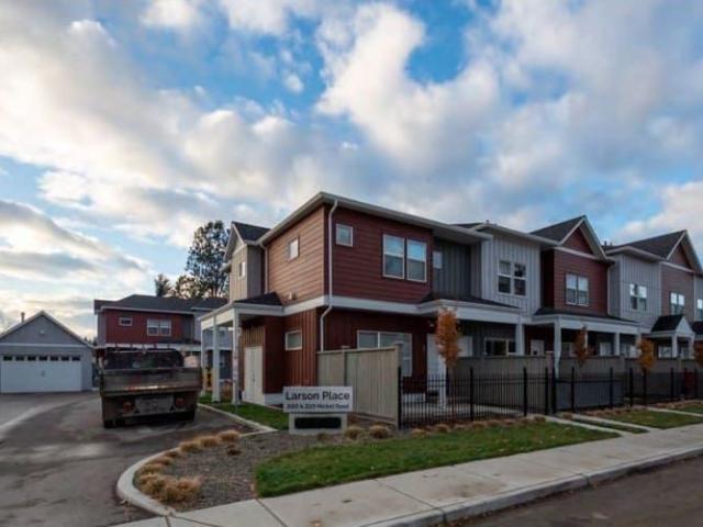 Rutland 3bd Townhouse w basement