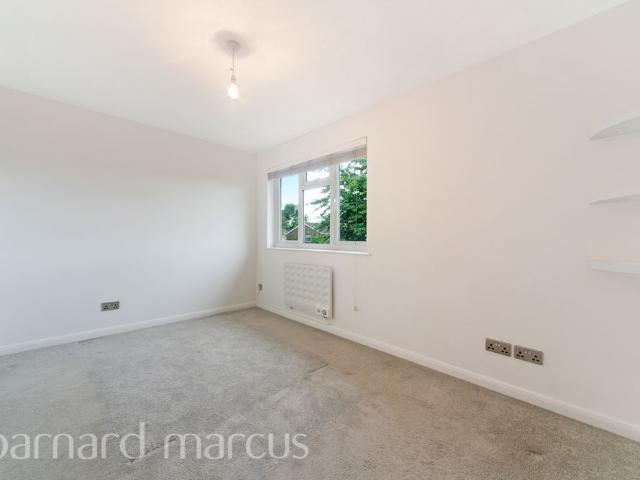 Ruxley Mews, Epsom