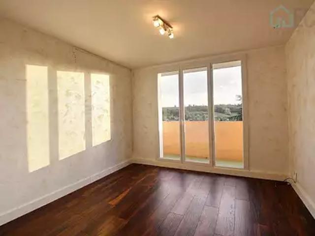 Ruy Montceau 38300 Location appartement 5 pièces t5 cave balcon