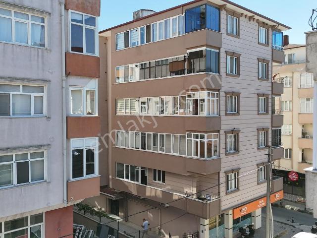 Rüzgar Emlak'tan Çarşı İçi Merkezi Konum 3+1 Geniş Daire
