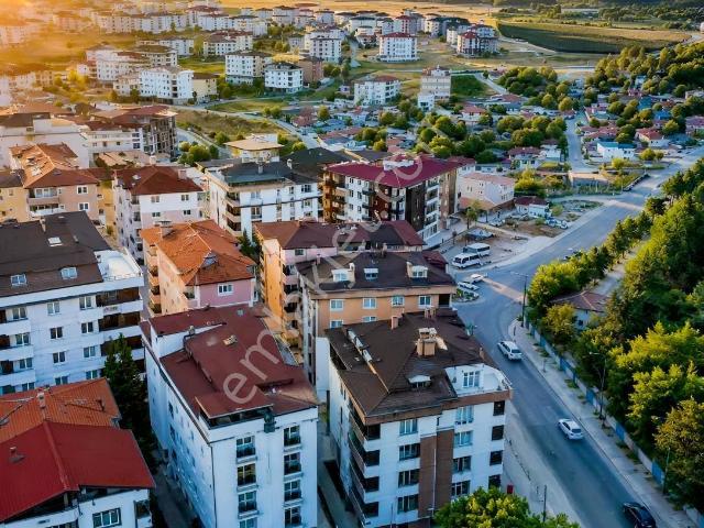 Rüzgar Emlak'tan Merkezi Konum Ara Kat Ön Cephe Daire