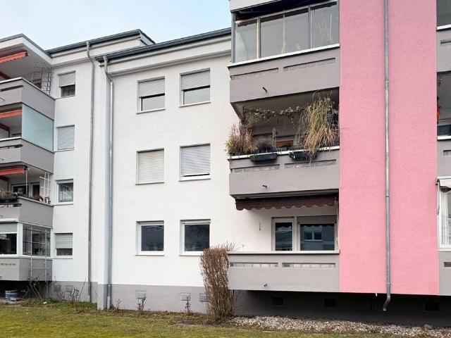 RV alte Weststadt, ruhige, ger. 4,5 Zi Whg, Parterre, MFH 6 WE