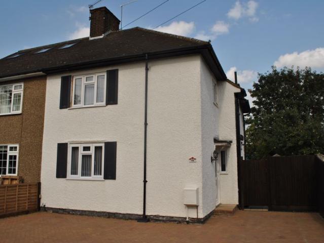 Rvc Students: Hawkshead Road, Potters Bar EN6, 4 bed property to rent, £2,700 pcm | PrimeLocation