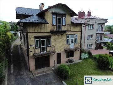 Dom drewniany 204 m2 z potencjałem inwestycyjnym