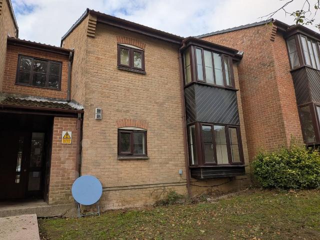 Ryalls Court, Dampier Street, Yeovil BA21, 1 bed flat to rent, £650 pcm | PrimeLocation