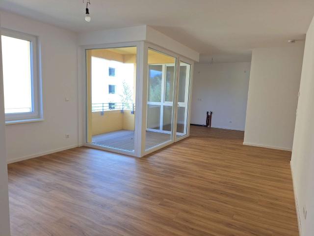 Ryck und zentrumsnah 3 Zimmer Wohnung mit Terrasse / Balkon im Erstbezug