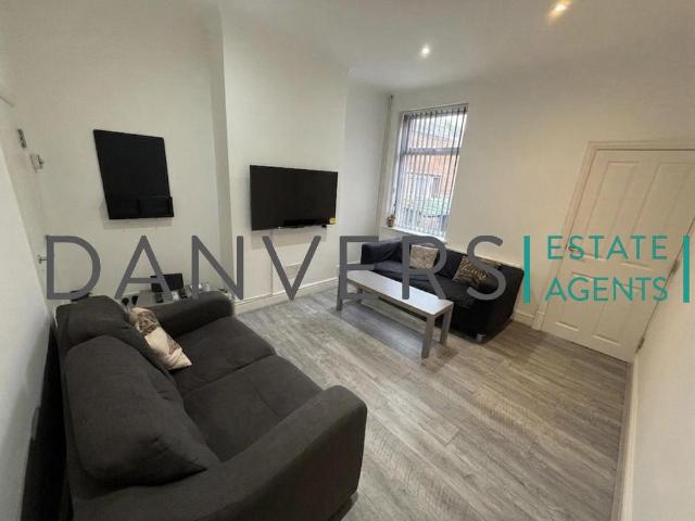 Rydal Street, Leicester LE2 4 bed terraced house to rent £1,733 pcm £400 pw