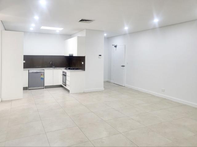 Rydalmere, 16/51 53 South Street