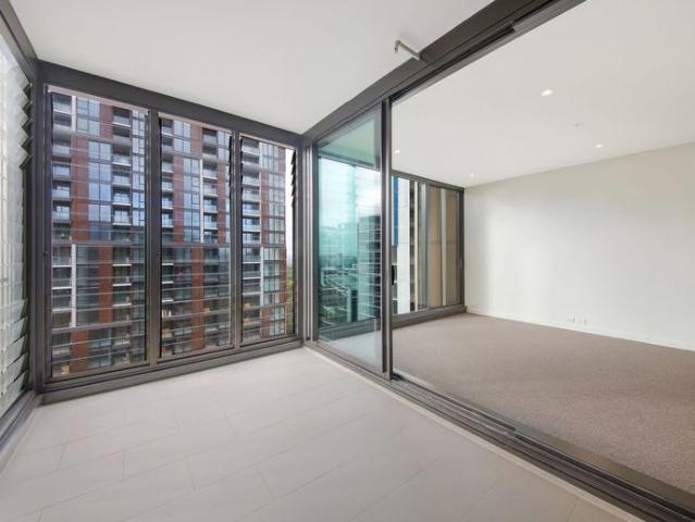Ryde Garden Stunning TWO Bedrooms For Rent!